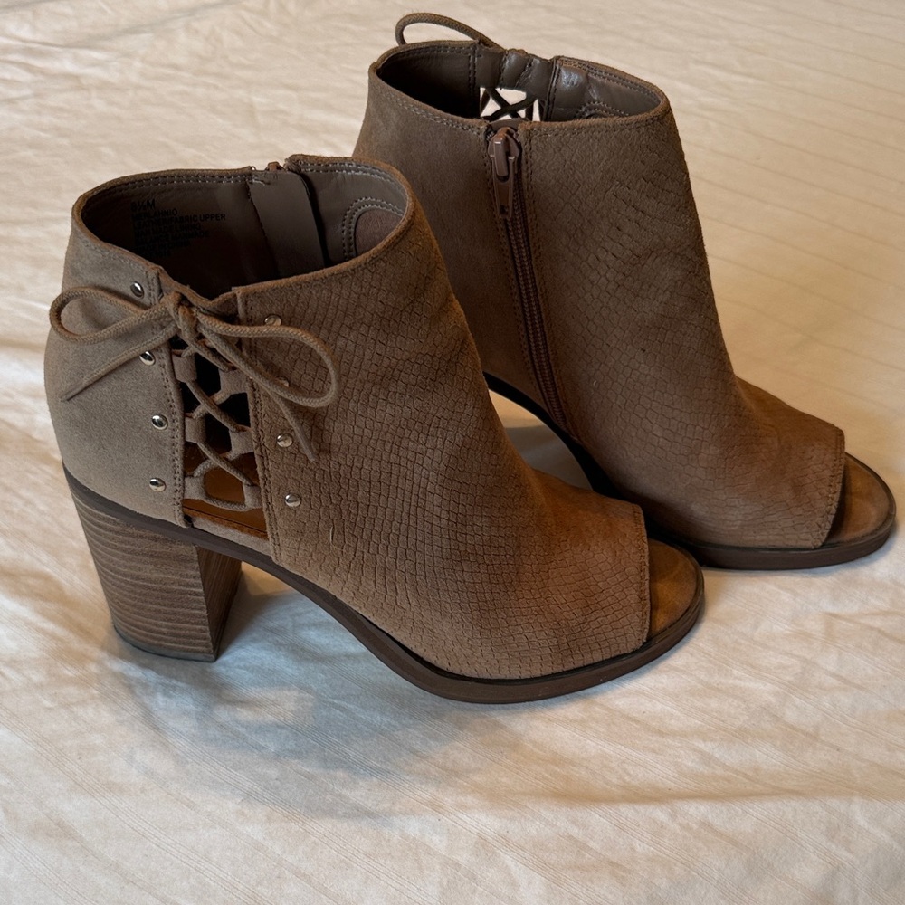 Nine West Brown Peep-Toe Heeled Boots